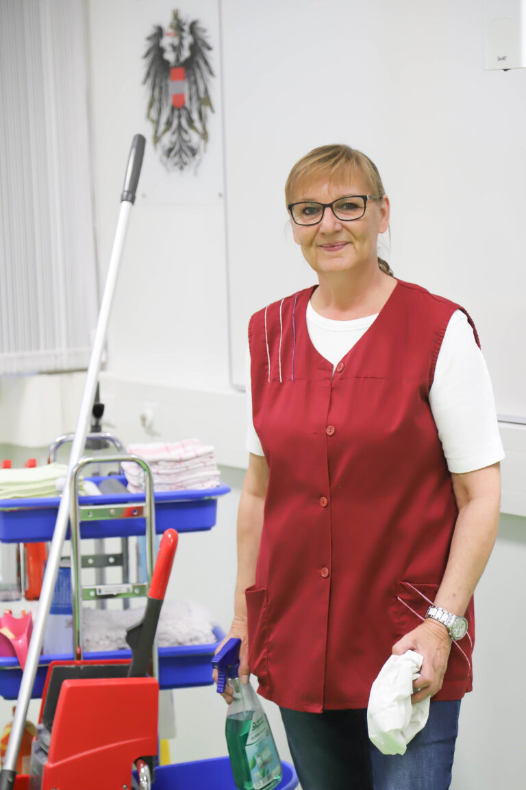Haustechnik 
 Reinigung